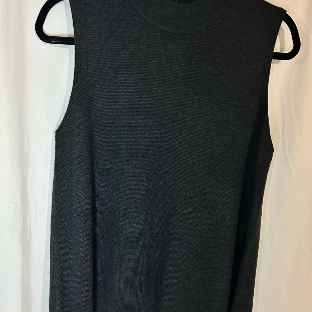 Catherine Malandrino Charcoal Sleeveless Sweater Vest, NWT, Size M